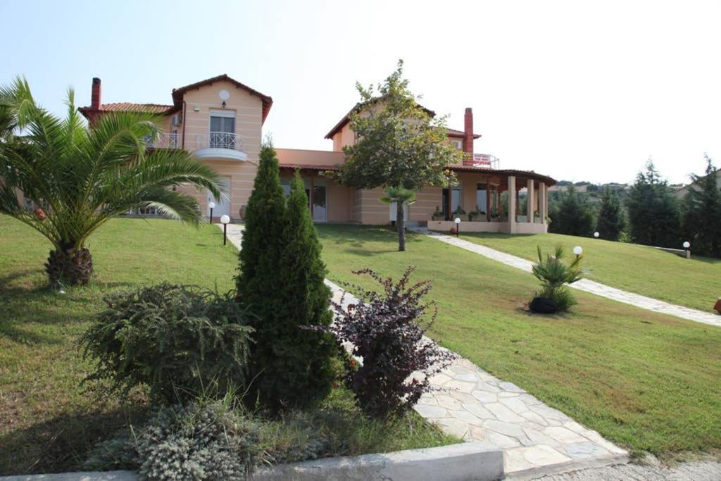 Wonderful Villa With Great View In Posidi-Kalandra Bagian luar foto